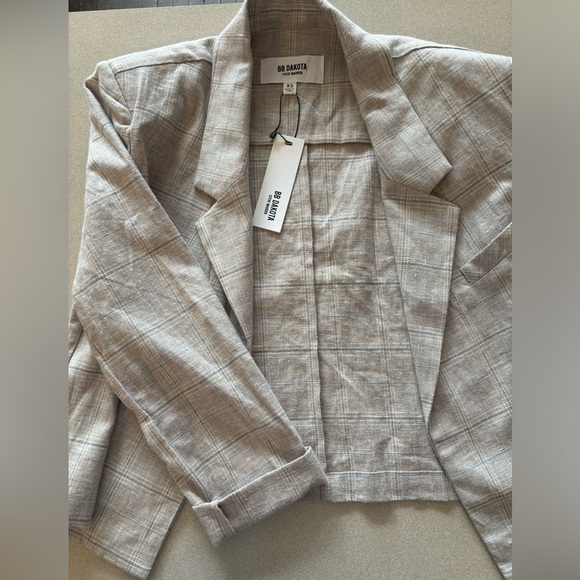 NWT BB Dakota Plaid Me At Hello Oversized Crop Linen Blazer - Picture 3 of 6